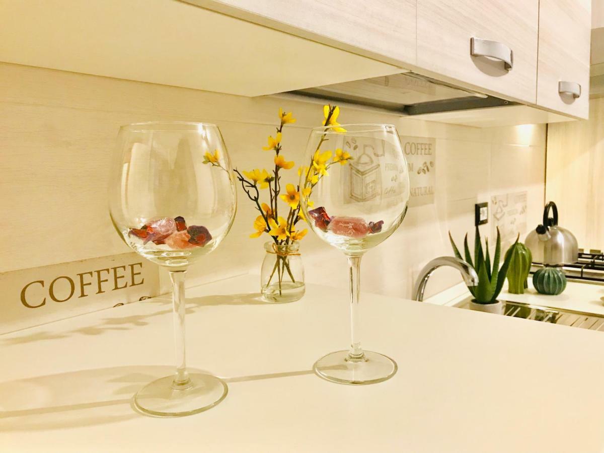 מנרולה Willy'S Apartment מראה חיצוני תמונה